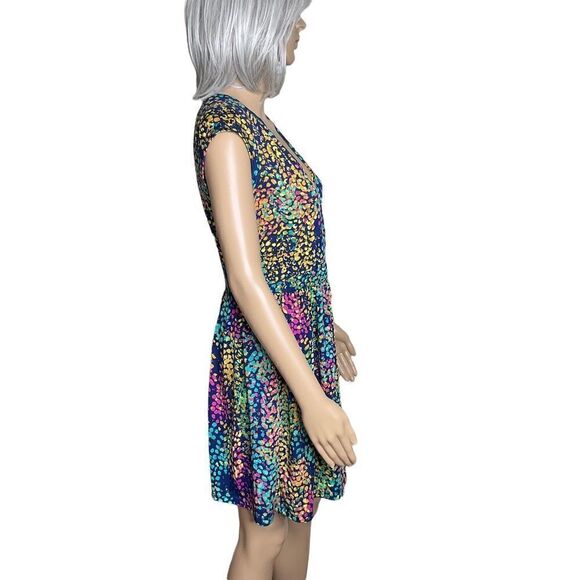 Bebop Wrap Look Dress In A Vibrant Print Sleeveless Size L - Picture 11 of 16